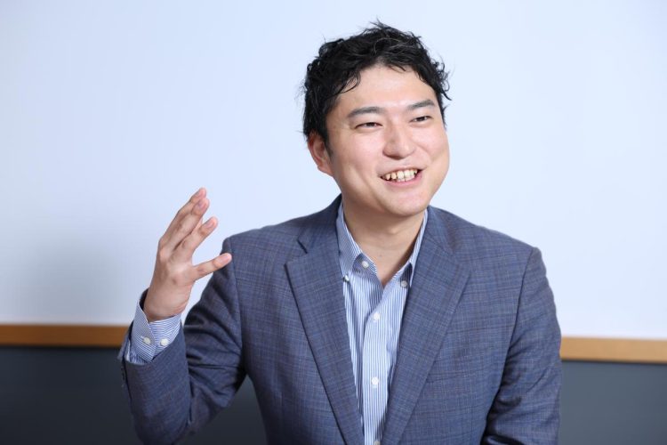 5歳に歌舞伎の子役となり、11歳まで歌舞伎座などの大舞台に立ち続けた石川氏（撮影：杉原賢紀）