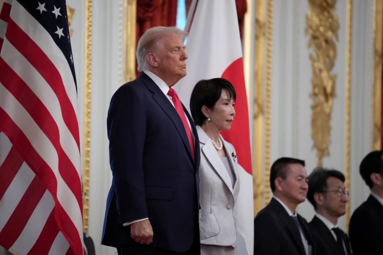 日米の政局が株式市場に与える影響とは(写真:Getty Images)