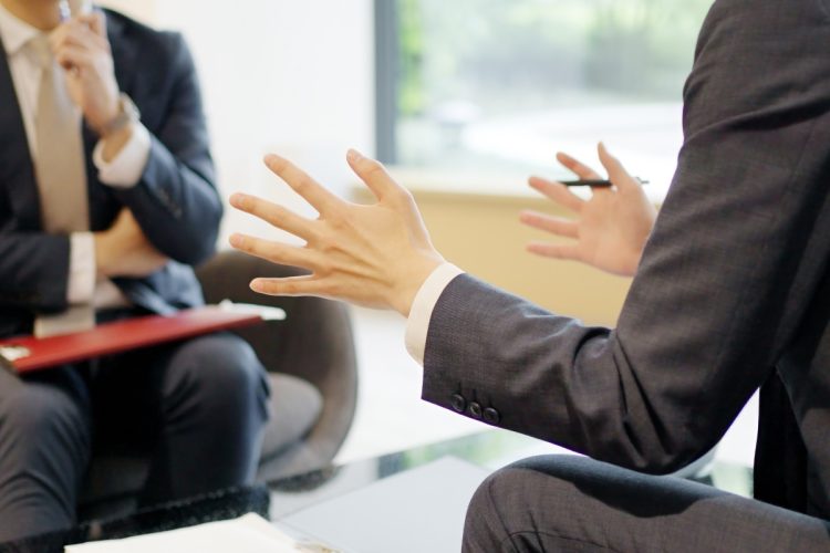 愛鷹氏は「会社員生活」にどんなメリットを感じているのか（写真：イメージマート）