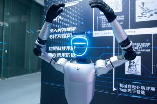 《進化する中国の人型ロボット》春節聯歓晩会のライブ配信でカンフーを披露、“驚異の身体能力”をアピール　人型ロボット産業のIPO需要の掘り起こしに絶大な効果