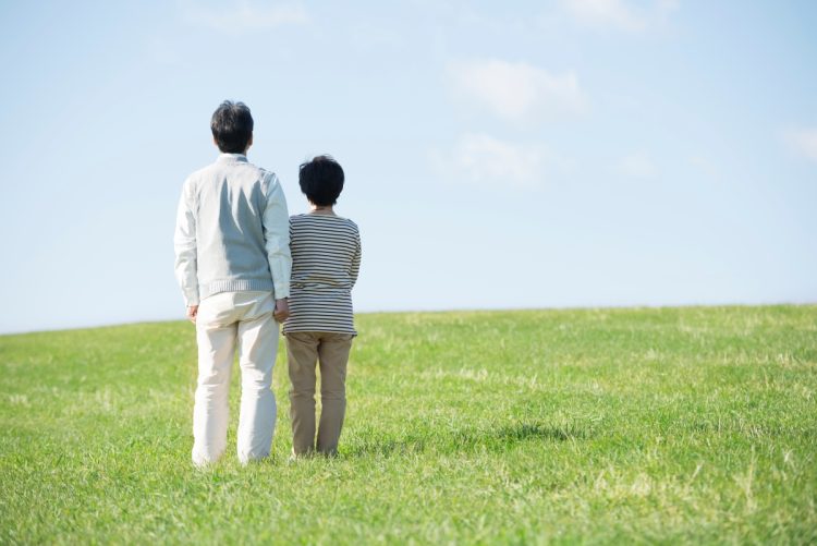 新たなパートナーを得る人は何が違うのか（写真：イメージマート）