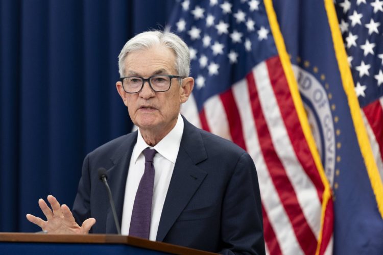 中東情勢が緊迫するなか、難しい舵取りを迫られるFRB（米連邦準備制度理事会）のジェローム・パウエル議長（写真：EPA＝時事）