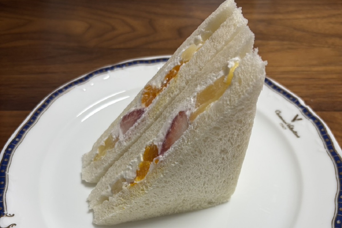 パインやみかんの存在感もあり、あっさり食べられる