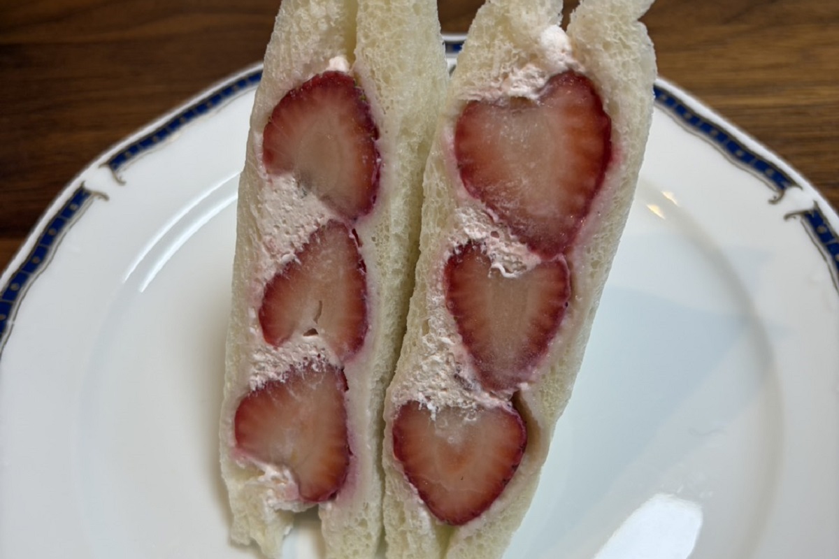 ローソンはICHIBIKO監修の「苺＆ホイップ」