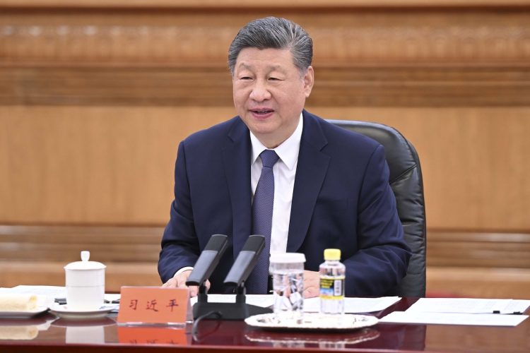 4月10日、台湾野党・国民党党首との会談を行った習近平国家主席（中国通信/時事通信フォト）