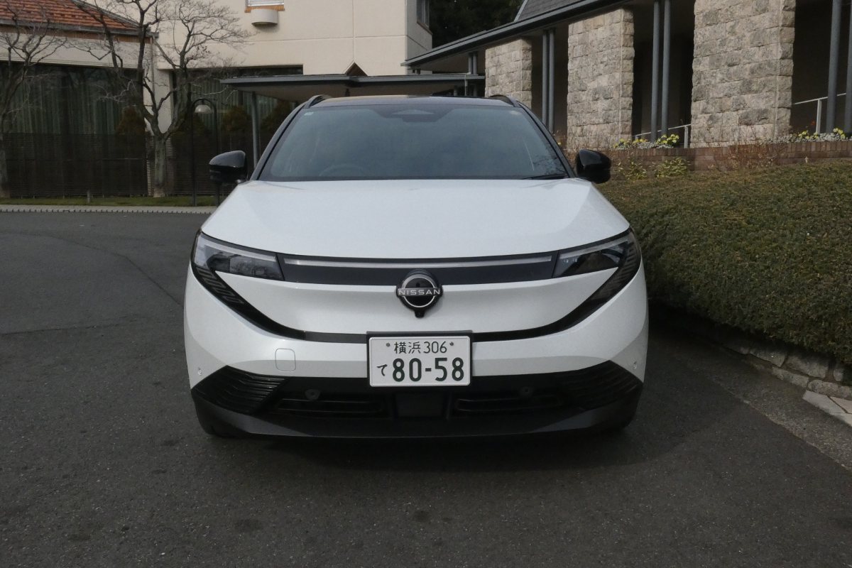 最大150kWの急速充電に対応。150kWの急速充電機を使えば、35分で充電量10％から80％までリカバリーすることができ、ストレスなく長距離ドライブを楽しめる