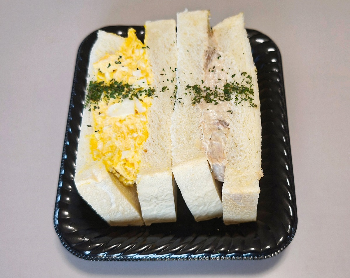 たっぷり玉子＆ツナサンド