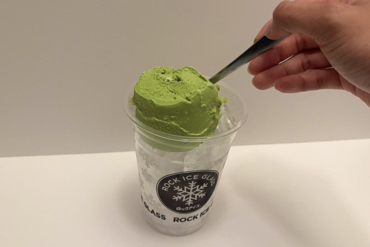 アイスを全部カップにイン