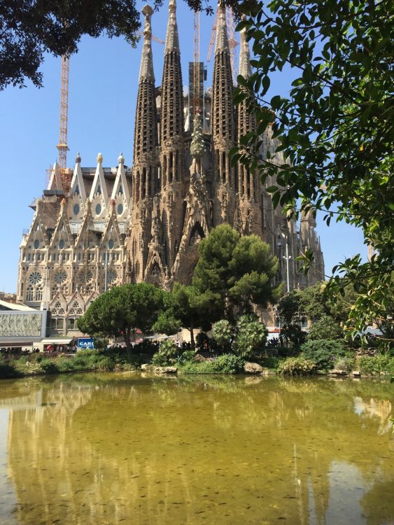 スペイン・バルセロナに建設中のサグラダ・ファミリア（2017年6月撮影：小川裕夫）