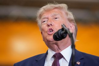 【キオクシアに続く銘柄を探せ】トランプ氏の株取引「AIシフト」に注目集まる　米国株専門の億り人が「大統領の大量購入銘柄」を分析
