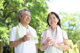 【65歳の壁を越えて健康に過ごすために】大切なのは「まだ大丈夫」という過信を捨てること　食事、飲酒、運動などは若い頃から「2割減」の生活スタイルを《医師がアドバイス》