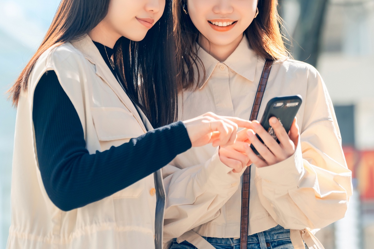 短い動画を共有する「setlog」の注意点とは(写真:イメージマート)