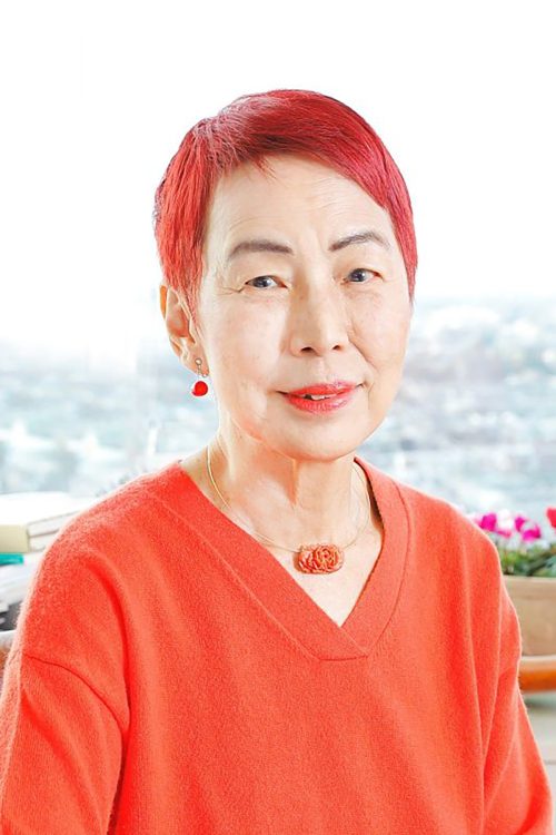 社会学者で東京大学名誉教授の上野千鶴子さん。近著に『女遊び』など（撮影／後藤さくら）