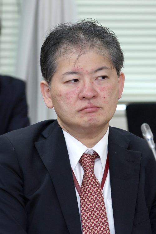 財務省の一松旬氏（時事通信フォト）