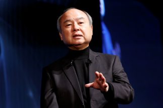 孫正義氏は英語が話せないのにアメリカへ留学して「1日16時間以上」働いた　大きなチャンスを引き寄せる成功者たちの共通点