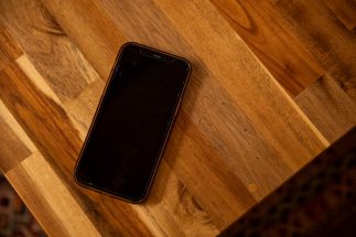 投資詐欺で5000万円失った70代“元祖女子アナ”の悲痛告白　始まりは“見知らぬLINEグループに自動追加”「姪や甥により多くの財産を残したいと思ってしまったんです」