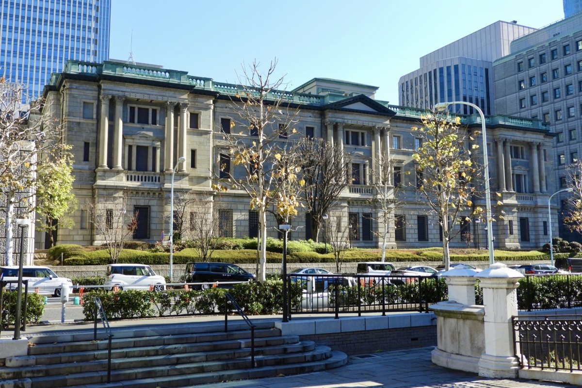 日銀による「レートチェック」の効果は(日本銀行本店)