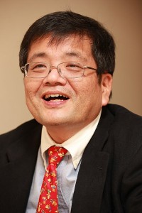 経済アナリスト・森永卓郎氏が話題のマネー本を紹介