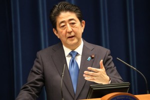 安倍首相は消費増税を断行すると宣言