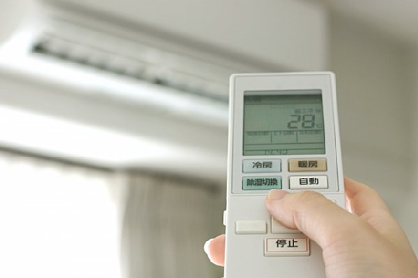 その「エアコン節電術」実は大間違い？