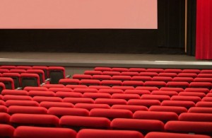 通常の映画料金は大人で1800円