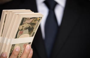 裏口入学でどれほどのお金が動くのか？（イメージ）