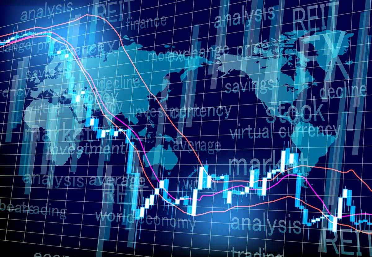 世界経済の成長率が減速で新たな投資先を模索する