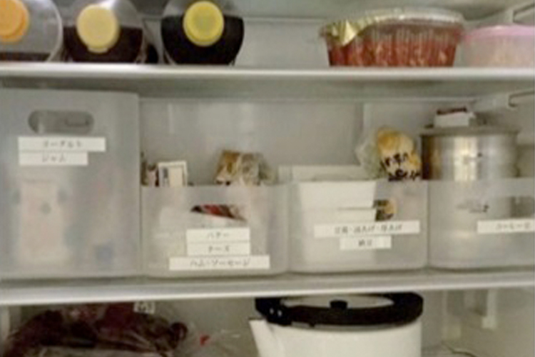冷蔵庫内は『自由自在積み重ねボックス』で整理