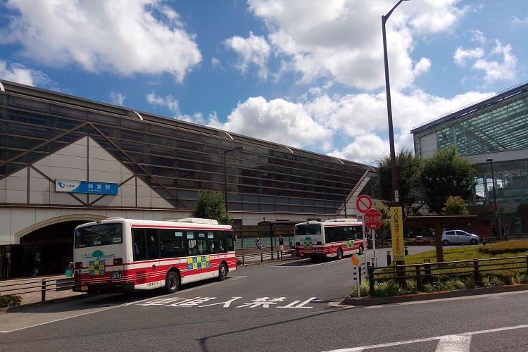 かつては“平屋”だった経堂駅も今ではこんな形に