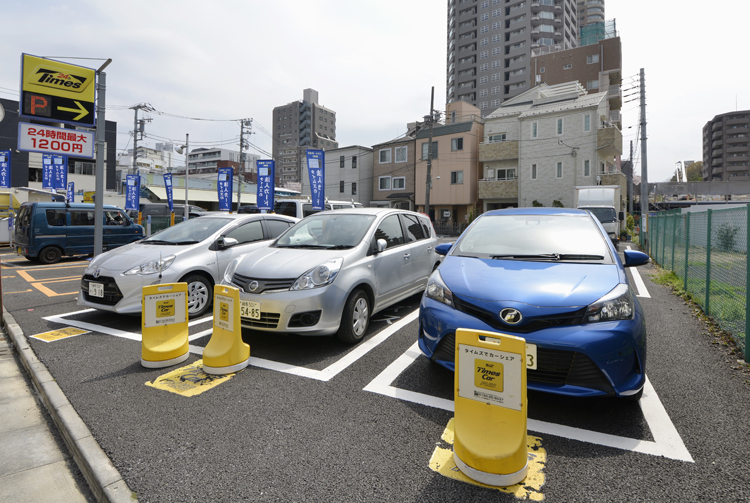 駐車場台も車検費用もかからない（写真：時事通信フォト）