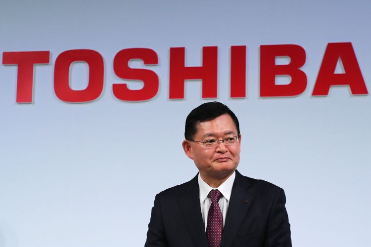 東芝の低迷は三井グループにとって頭の痛い問題（写真：時事通信フォト）