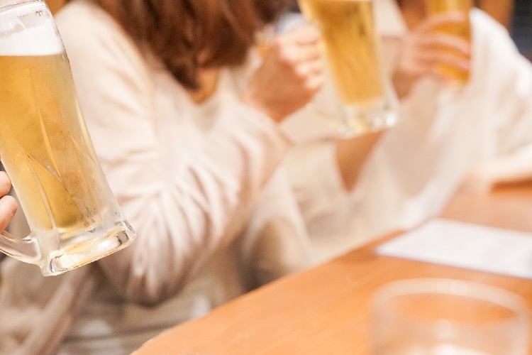 「今度飲みましょう」という言葉は社交辞令とは限らない