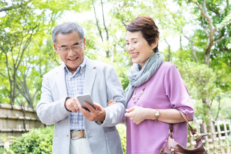 「健康増進型保険」はどんな仕組みで保険料が安くなる？（イメージ。写真：アフロ）