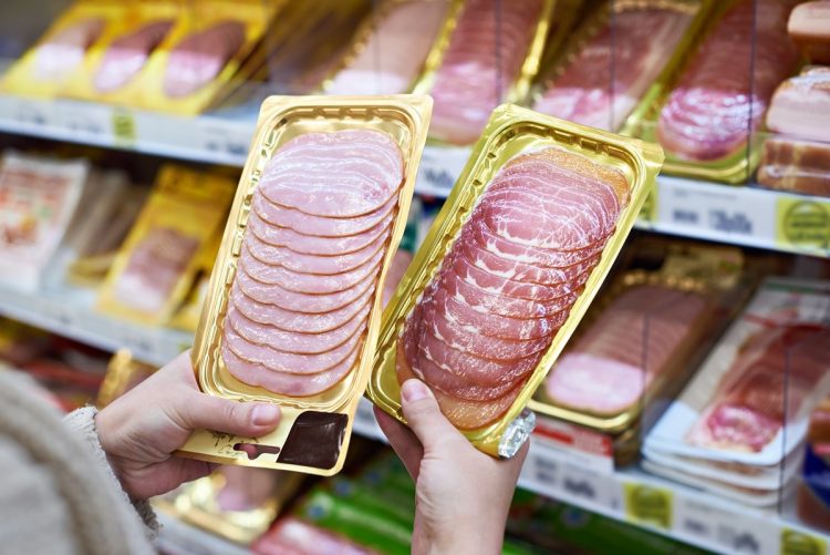 買い物する際は、これまで以上に吟味しなければならない（イメージ。Getty Images）