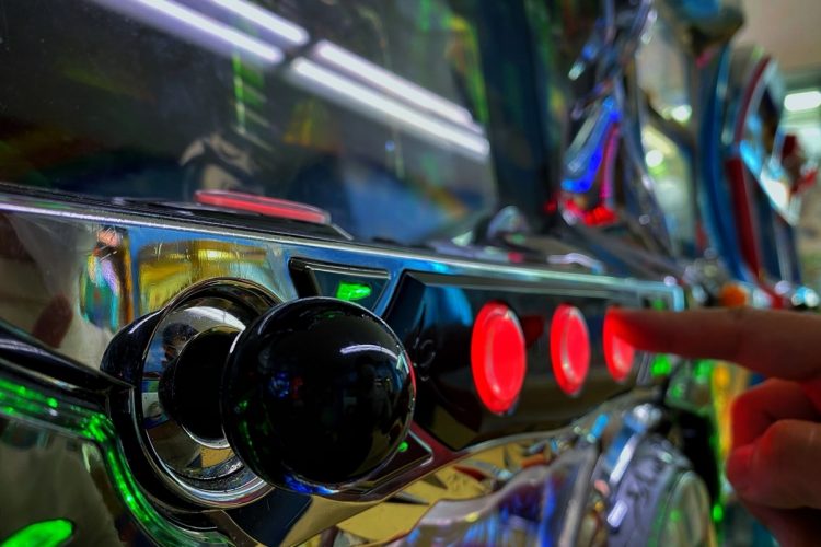 スロットでユーザーの評価が高いのはどのような機種か（写真：イメージマート）