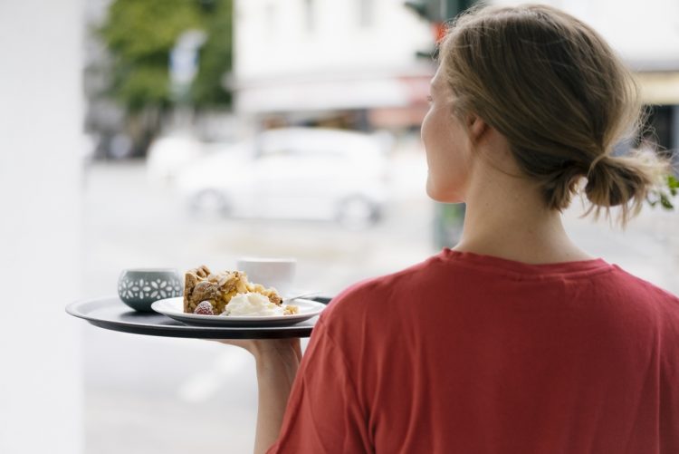 基本給だけでなくチップの収入も大きいという（イメージ。Getty Images）