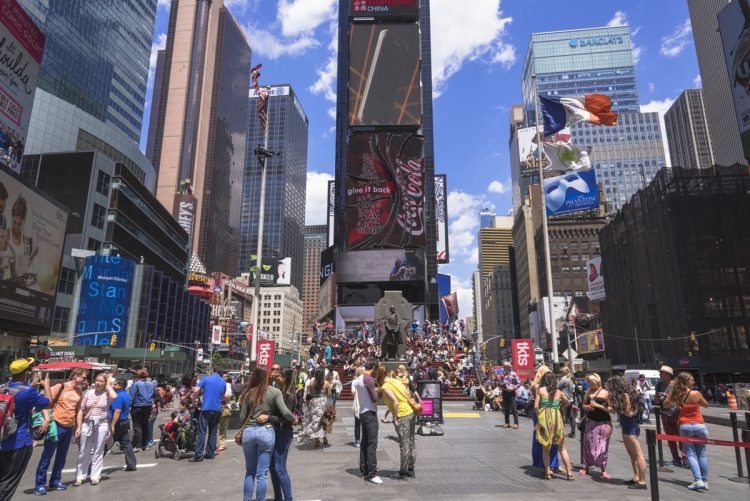 アメリカで働く日本人たちが実感する円安効果とは（写真：イメージマート）