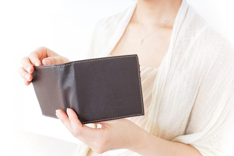 財布の中が汚い人は…（写真：イメージマート）
