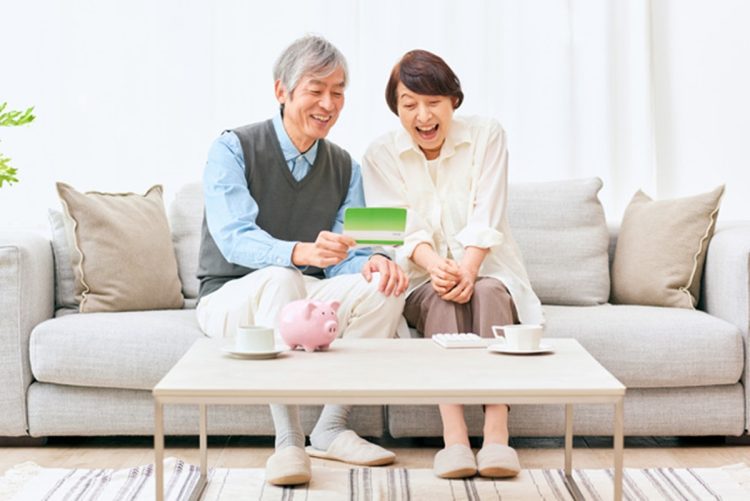 老後の投資は特に注意したい（写真：イメージマート）