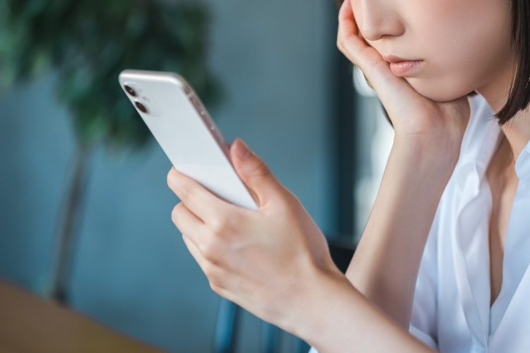 ディープフェイク被害の拡大にどう対処するか（イメージ）