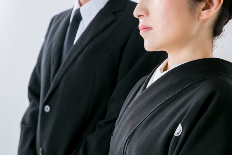 バブル期までは盛大な葬儀を行うケースも少なくなかった（イメージ）