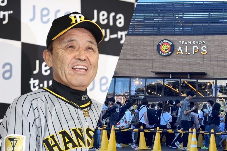 岡田監督人気に陰りはあるのか（写真左・時事通信フォト）