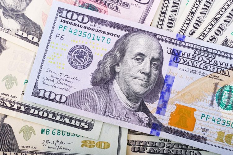 基軸通貨ドルの信用は続くのか（写真：イメージマート）