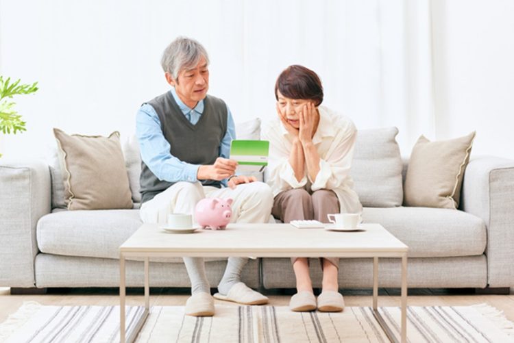 70歳をすぎた夫婦が注意すべき「お金の習慣」とは（写真：イメージマート）
