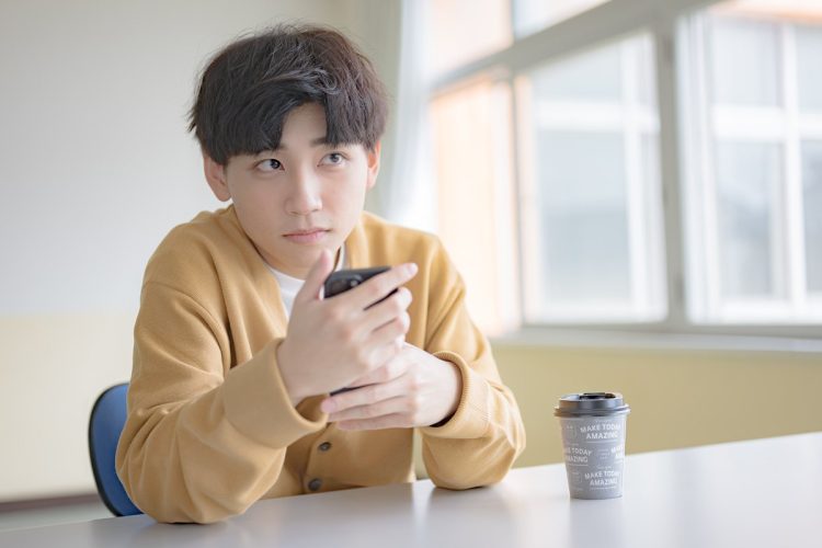 LINEのアイコン設定、どうしてる？（イメージ）