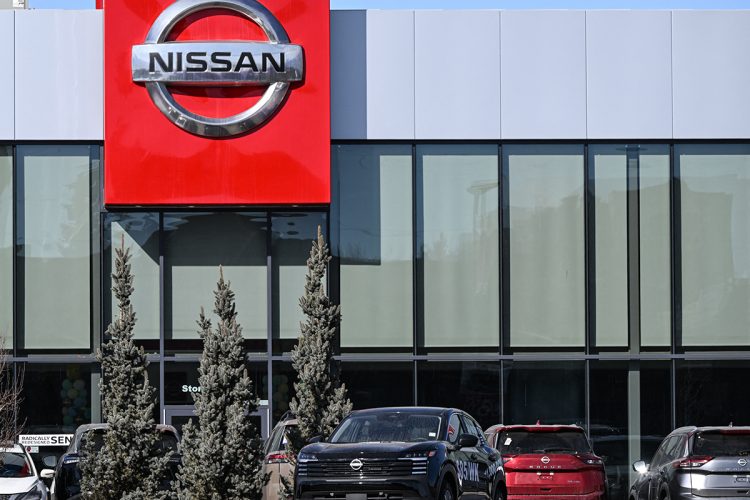 生き残りをかけて、日産の新社長はどのような舵取りをするのか（時事通信フォト）