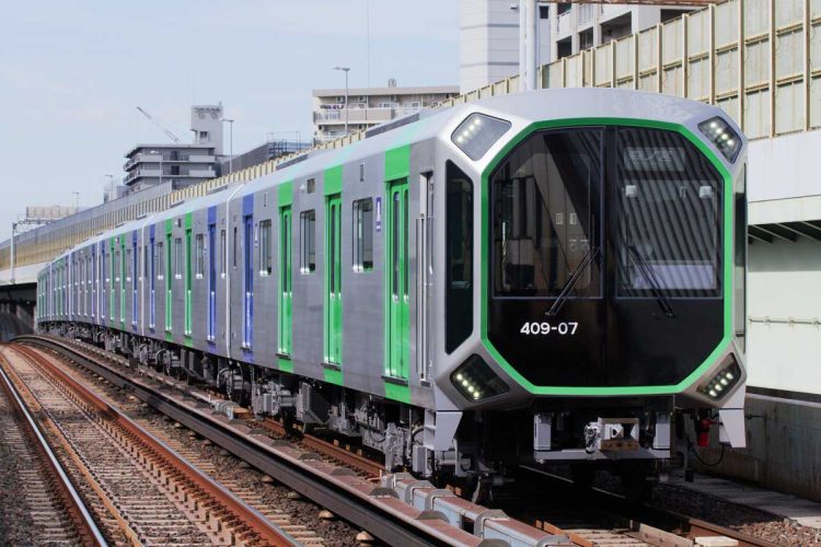 Osaka Metro中央線の新型電車（400系）。中央線は、大阪・関西万博の会場アクセスで重要な役割を果たす
