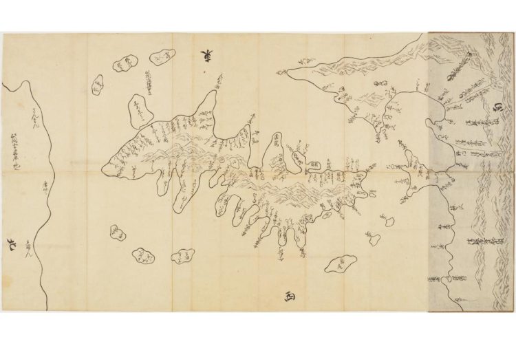 18世紀前半に描かれた「蝦夷地図」。地名は現在と同じものが見られるが、実際の地形とかけ離れている。九州国立博物館所蔵。出典：ColBase（https://colbase.nich.go.jp/）