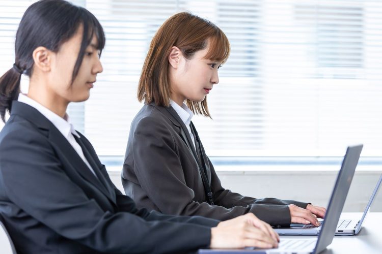 「違法な残業の強要」なのか「正当な業務命令」を判断する基準とは（イメージ）