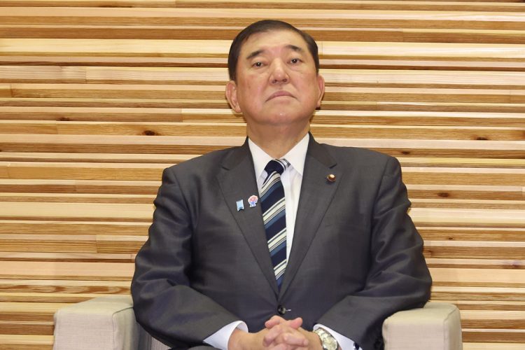 防衛財源を確保するためには大増税必至か（石破茂・首相／時事通信フォト）